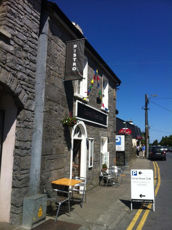 Room 3 Camp Street B&B Oughterard Esterno foto