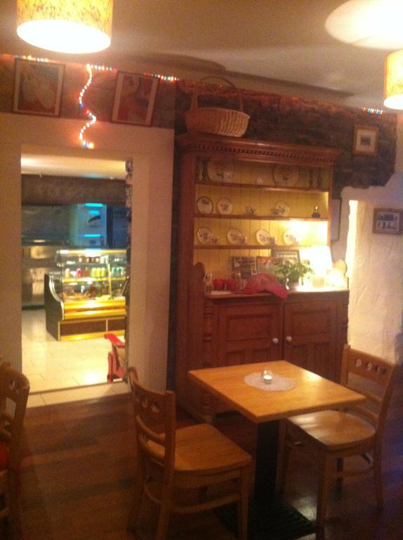 Room 3 Camp Street B&B Oughterard Esterno foto